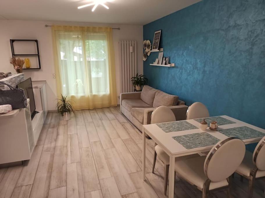 Ferienwohnung Chez Ilenia Lagny Exterior foto
